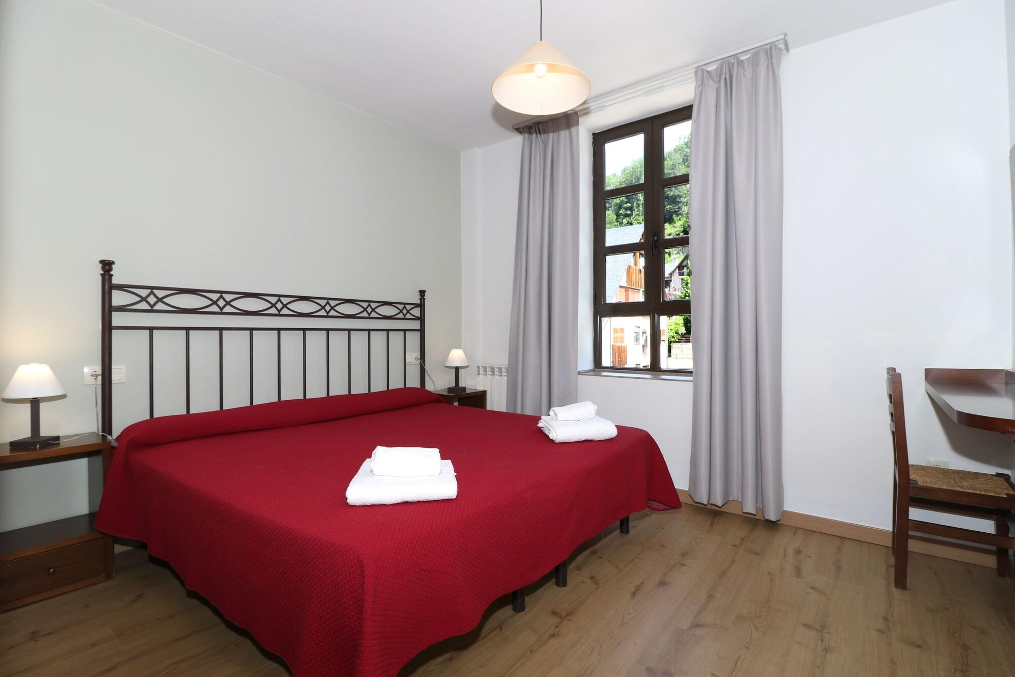 Eth Palai Aparthotel Vielha Exteriör bild
