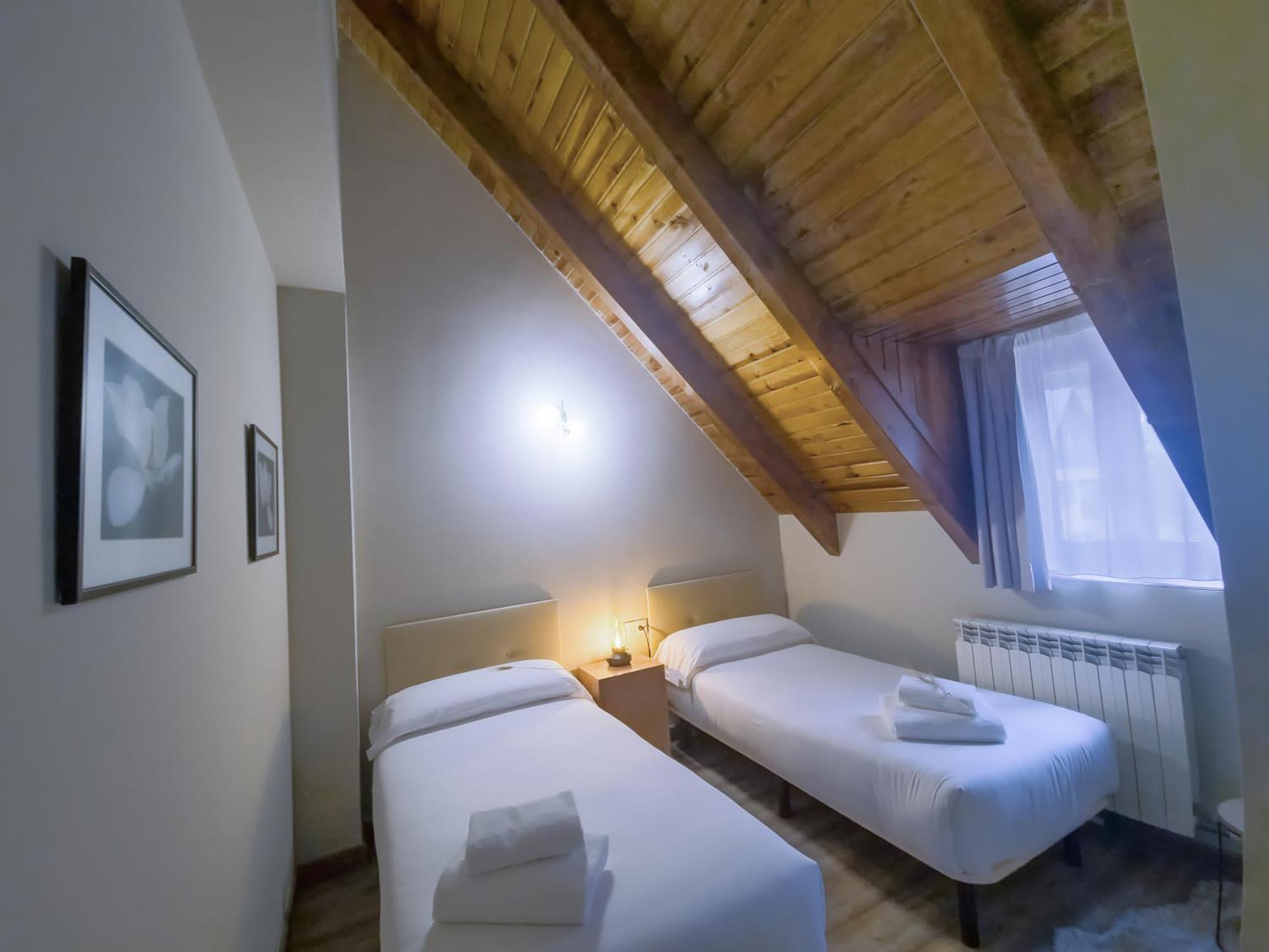 Eth Palai Aparthotel Vielha Exteriör bild