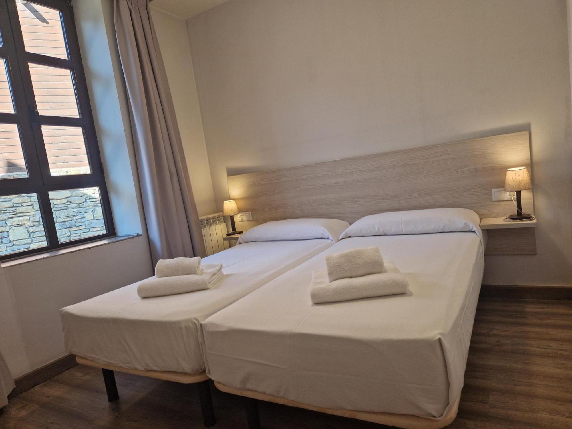 Eth Palai Aparthotel Vielha Exteriör bild