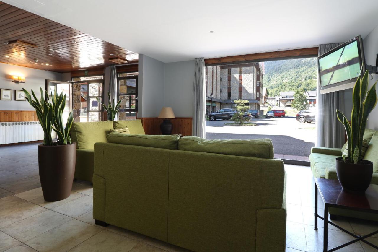 Eth Palai Aparthotel Vielha Exteriör bild